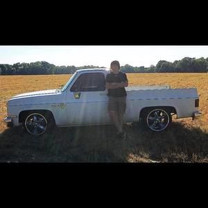 Meet your Posher, Ethan